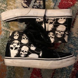 Women’s Skull Hi Top Vans